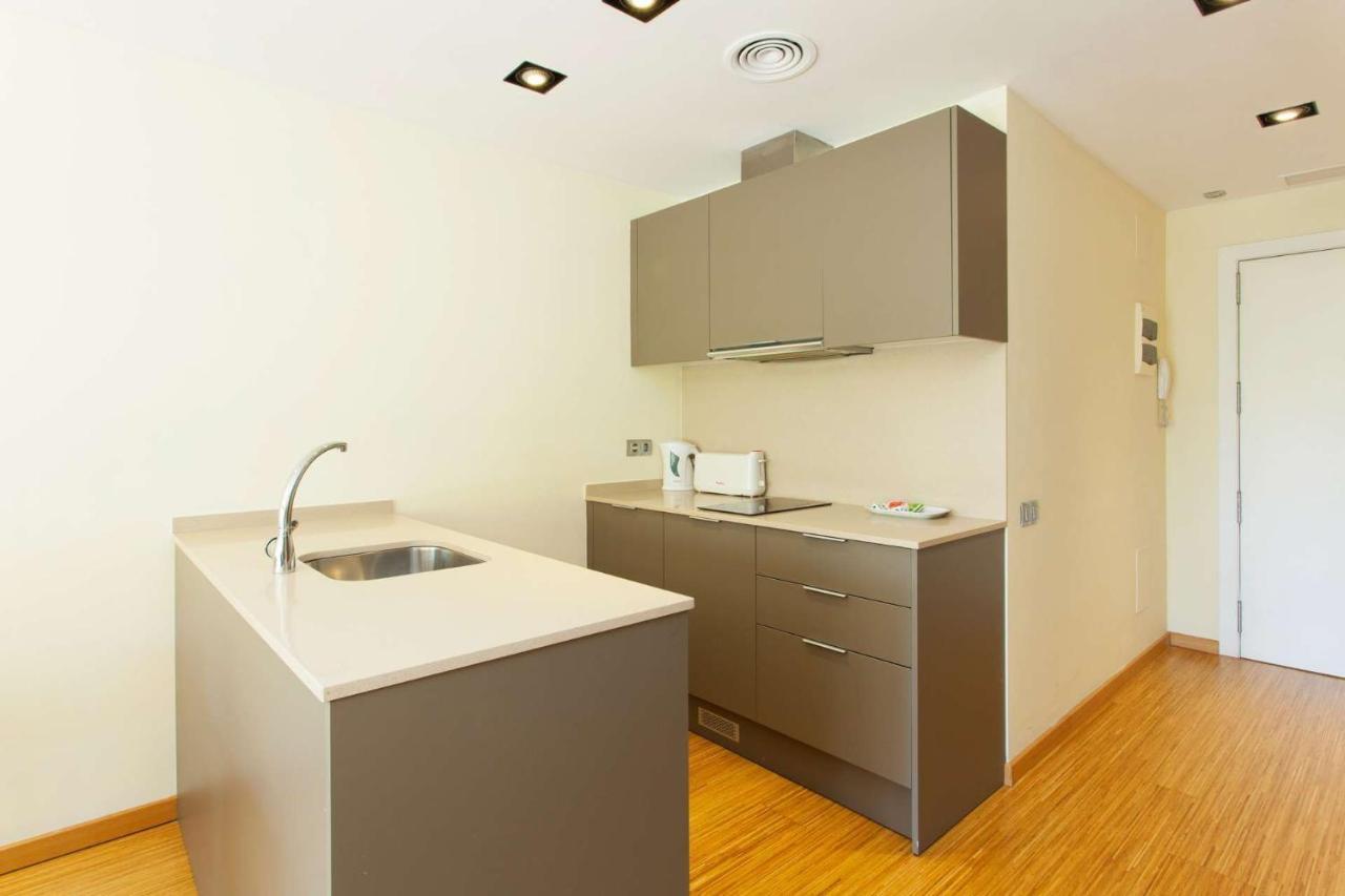 Weflating Modern Diagonal Appartement Barcelona Buitenkant foto